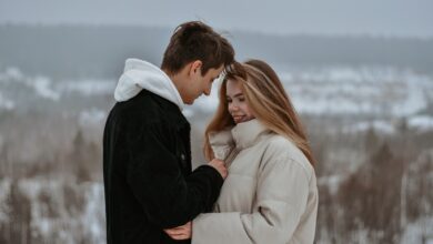 100 Actually Funny Dating App Bios That Get Right Swipes — Plus How to Write Your Own