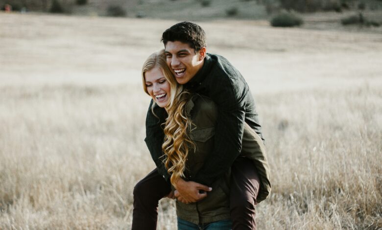 20 Compliments That Will Make Her Feel Truly Special — Words That Actually Work