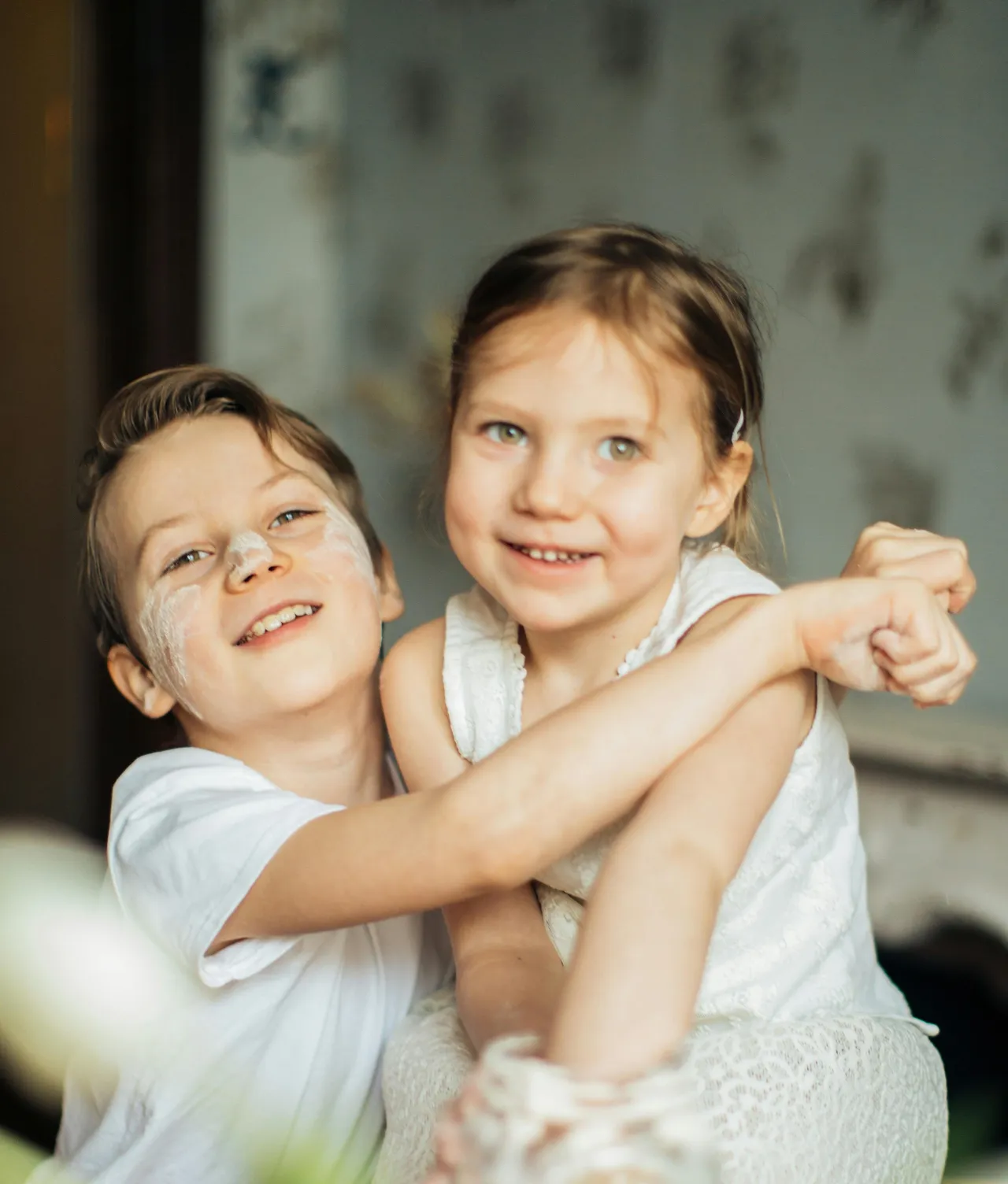 Born Under the Same Roof — The Zodiac Sibling Pairings That Make Each Other Better for Life