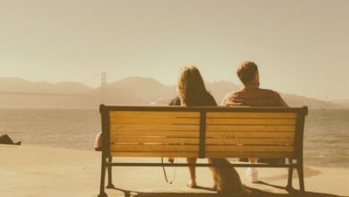 How Each Zodiac Sign Loves and Destroys