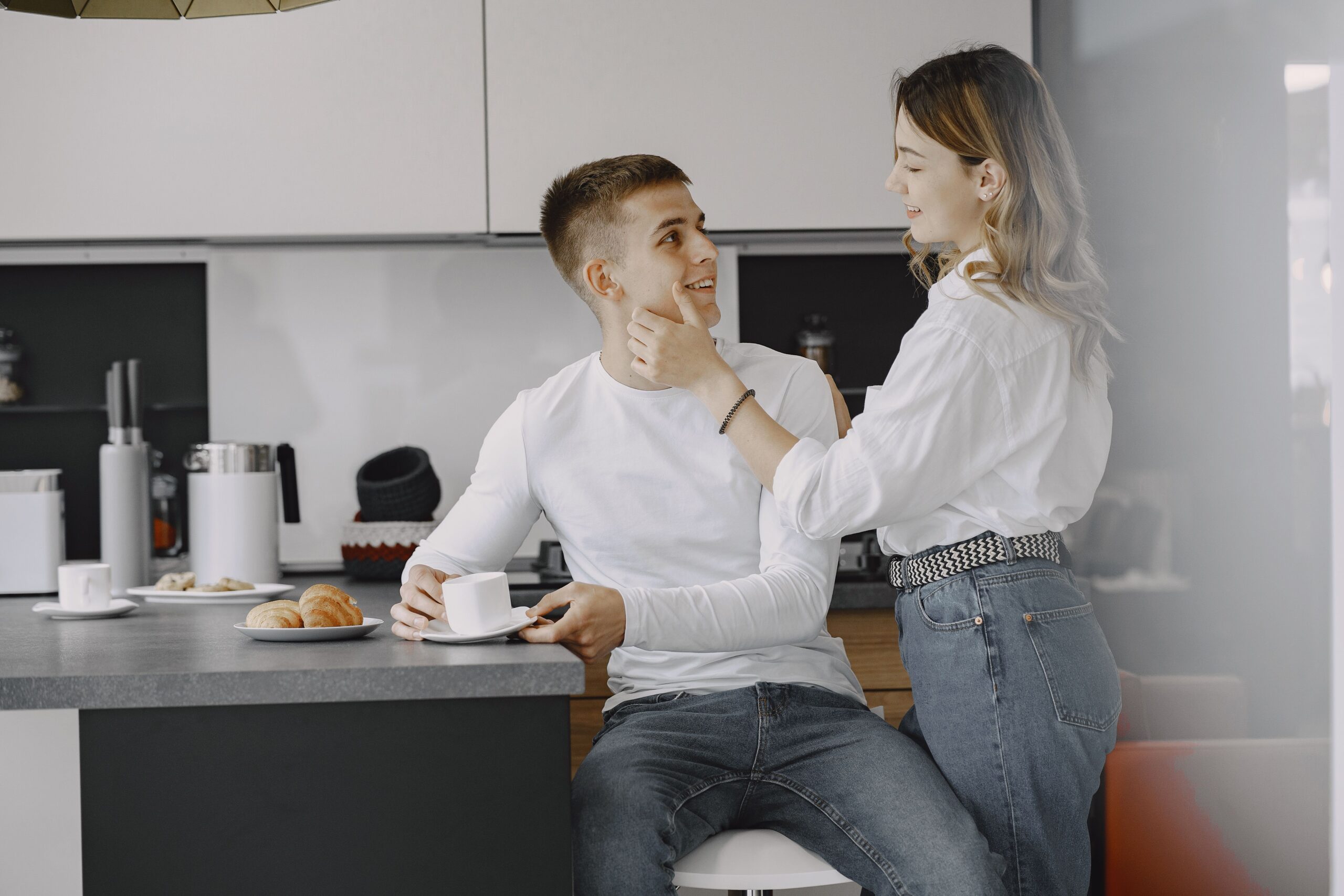 15 Ways You Should Know About Your Partner to Make Him Truly Feel Seen and Loved