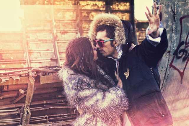 5 Signs You're In The Wrong Relationship (And What To Do About It)