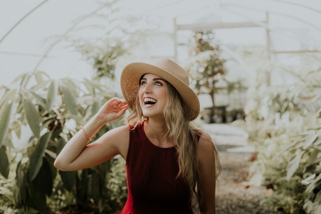 6 Zodiac Signs Falling in Love in July 2026