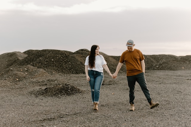 9 Signs My Husband Was Cheating That I Talked Myself Out Of Believing