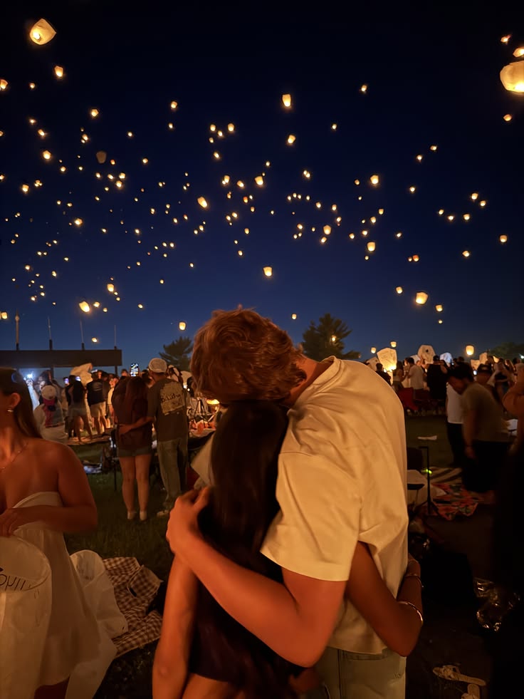 Zodiac Signs in Love: Who Loves Like Poetry vs. Who Loves Like War 💘⚔️